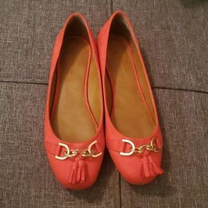 Banana republic sz 8.5 ballet flats tassel shoe